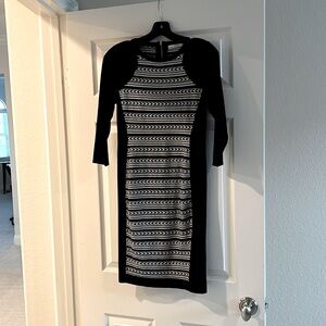 Karen Millen knit black and white dress with herringbone detail. Size 2.